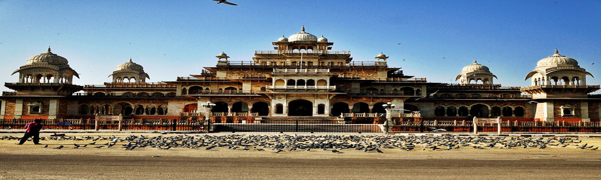 Heritage Haveli Budget Tours in India