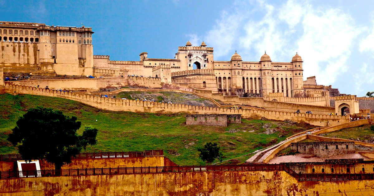 Honeymoon Tours in Rajasthan with Jammu and Kashmir Tours in India and Heritage Tours in Rajasthan